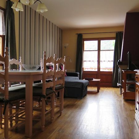 Apartaments El Ribal Valencia D'Aneu Exteriér fotografie