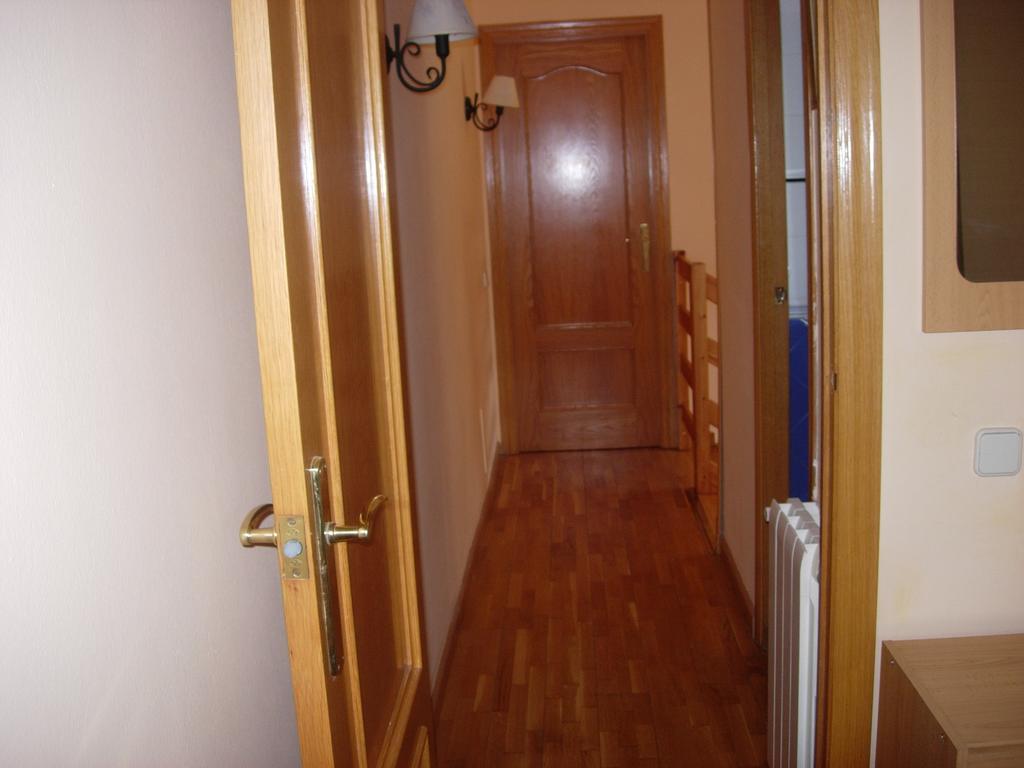Apartaments El Ribal Valencia D'Aneu Pokoj fotografie
