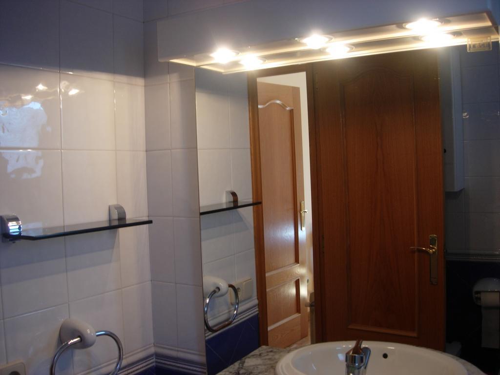 Apartaments El Ribal Valencia D'Aneu Pokoj fotografie